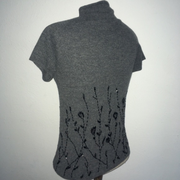 VTG Y2K BRITISH KHAKI CASHMERE BLEND BEADED TEE SZ S - Picture 3 of 5